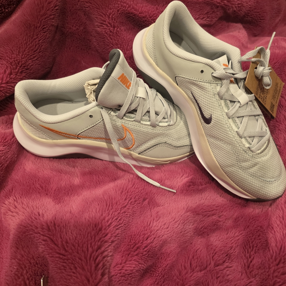 Nike Women's Gray and Orange Sneakers